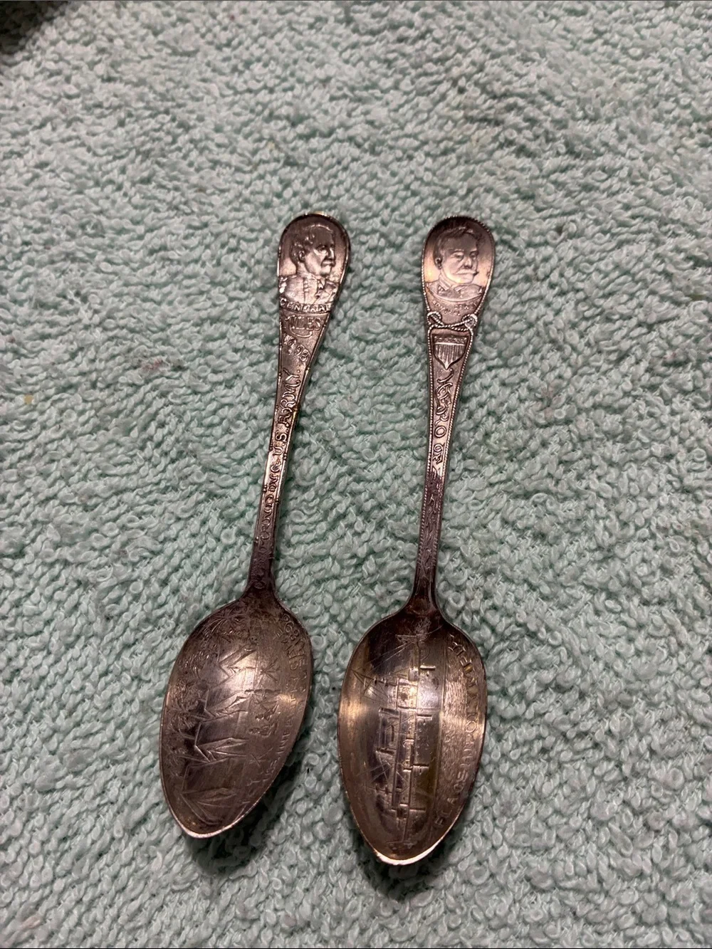 Vintage Silver-Tone Decorative Dining Spoons - Set of 2